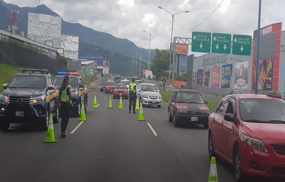 Costa Rica endurece restricciones de movilidad tras registrar nuevo récord de contagios COVID19 costa-rica-endure-restricciones-de-movilidad-tras-registrar-nuevo-record-de-contagios-covid19